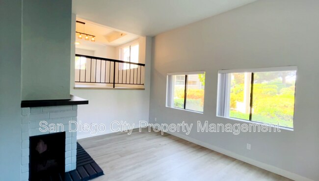 Foto del edificio - 4022 Mahaila Ave
