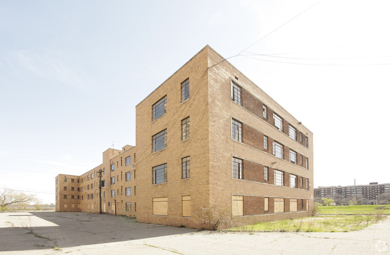 Foto del edificio - River Plaza Apartments