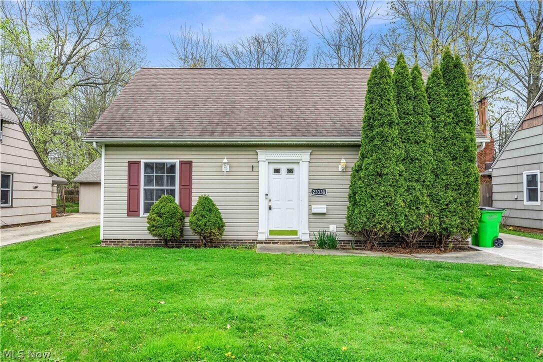 Foto principal - 23338 Williams Ave