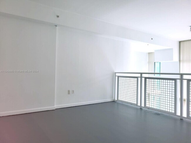 Foto del edificio - 253 NE 2nd St