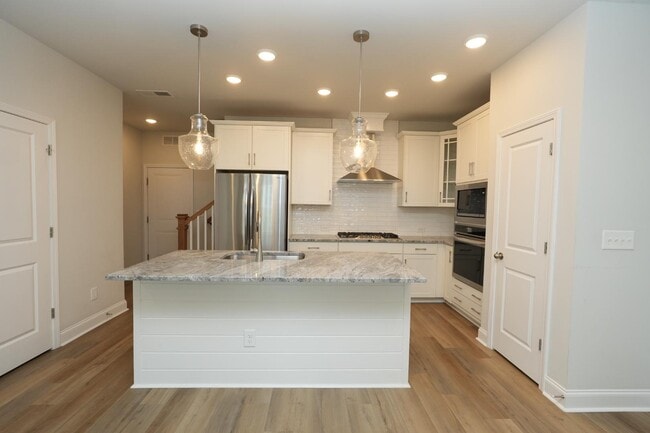 Building Photo - 5012 Calvine Ml Wy