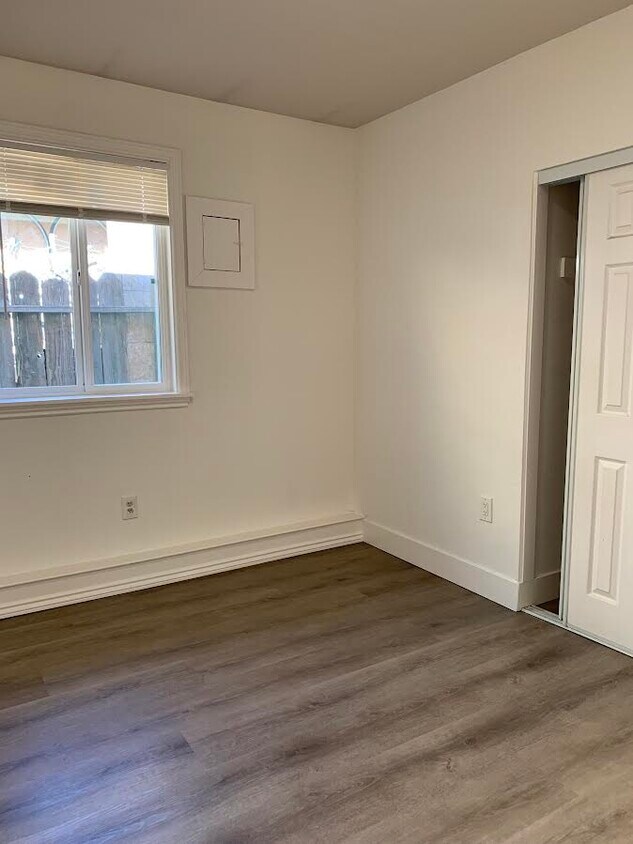 Foto del edificio - 427 Mignot Ln