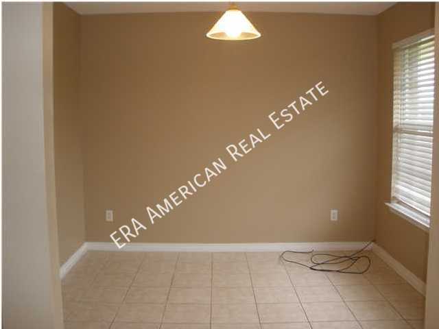 Foto del edificio - 5151 Whitehurst Ln