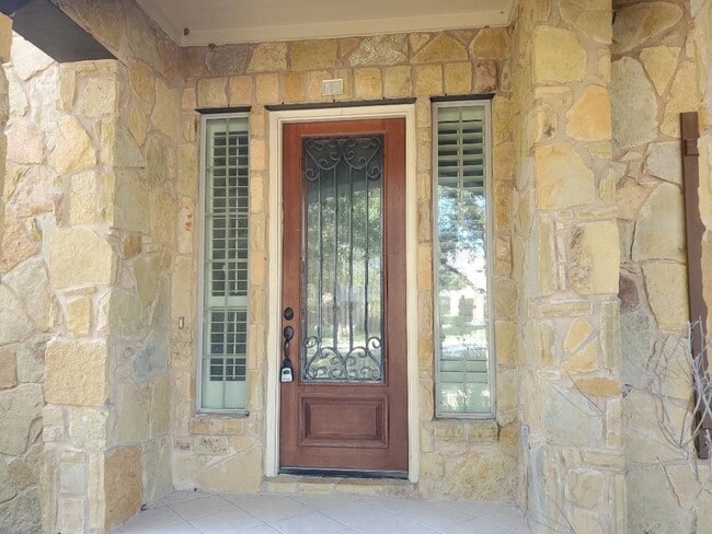Building Photo - 11713 Palisades Pkwy
