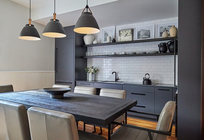 Building Photo - 83 Middle St