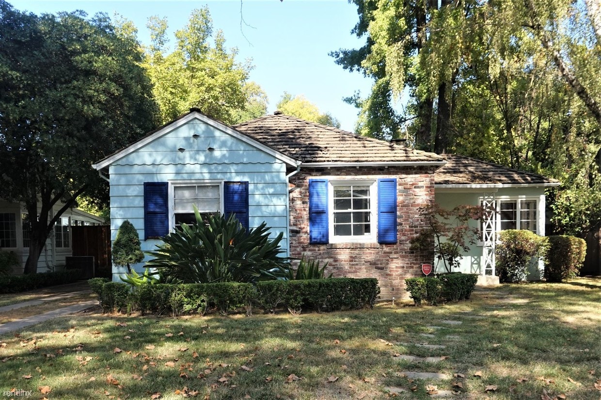 Primary Photo - 3 br, 1 bath House - 1213 10th Ave