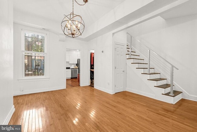 Building Photo - 1832 6th St NW