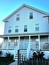 Building Photo - 20 Jackson Ave