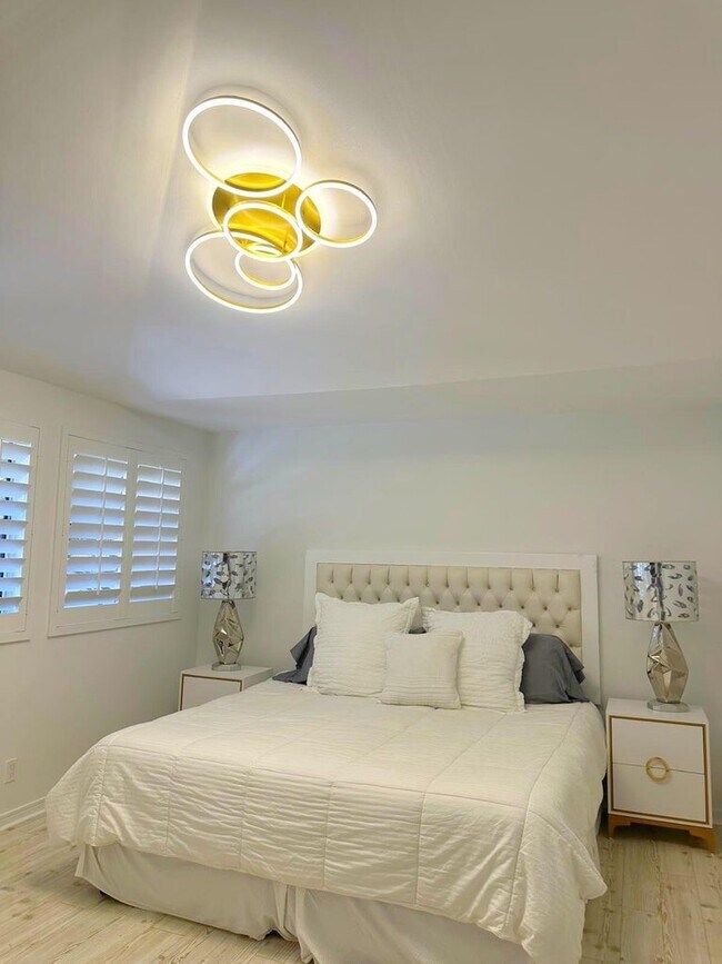 Building Photo - Northwest 53rd Street, Boca Raton, FL 33496 - 3 BR 3 BA townhouse