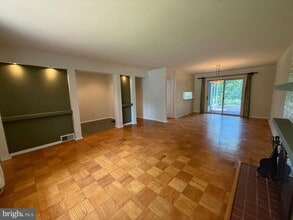 Building Photo - 6534 Jay Miller Dr