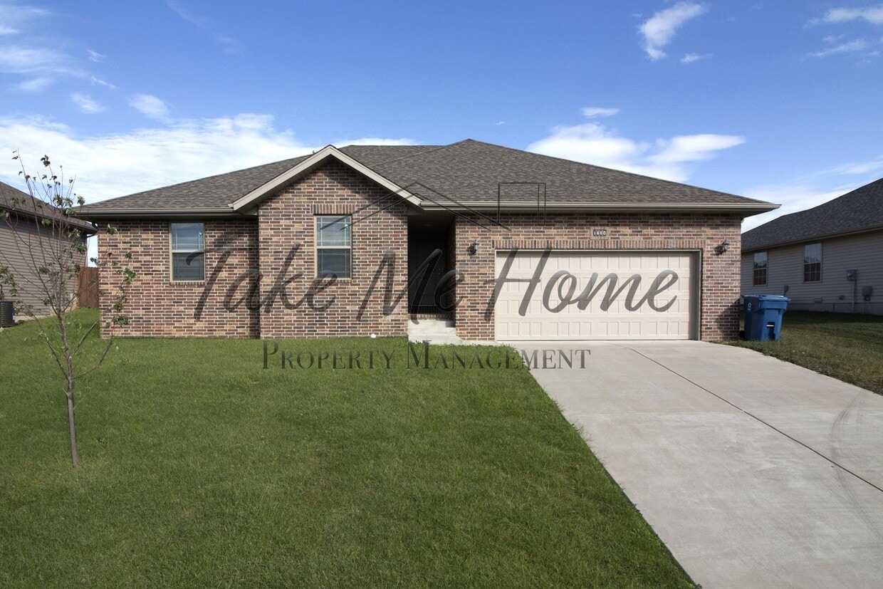 Foto principal - 3 Bedroom in Nixa!