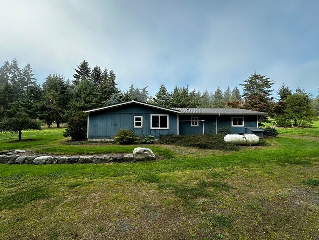 Building Photo - 4204 Sharpe Rd
