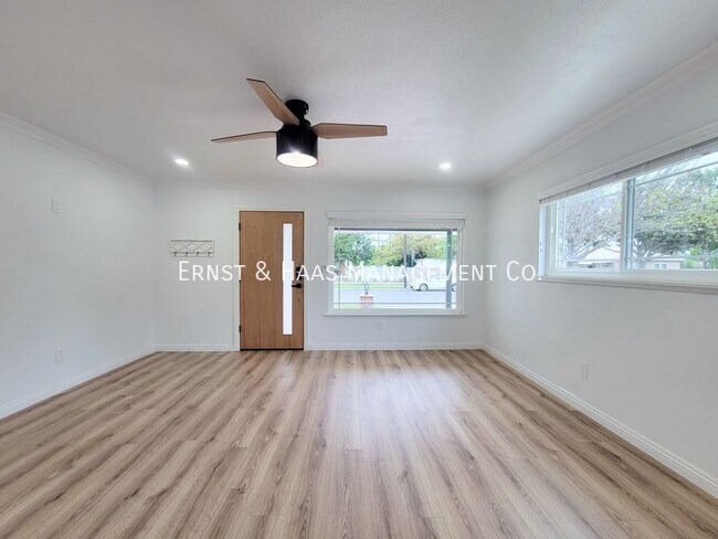 Foto del edificio - 5019 Ashworth St