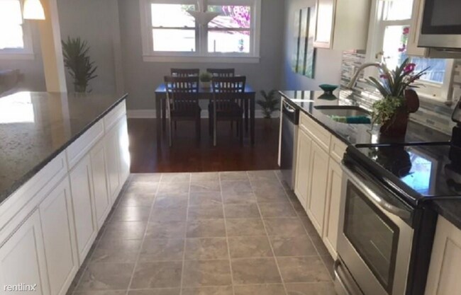 Building Photo - 3 br, 2 bath House - 33 Green Ct