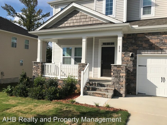 Building Photo - 850 Longleaf Pine Pl