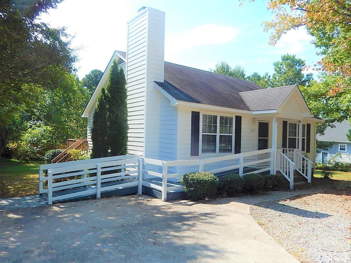 2613 Lynn Rd, Raleigh, NC 27612 House Rental in Raleigh, NC