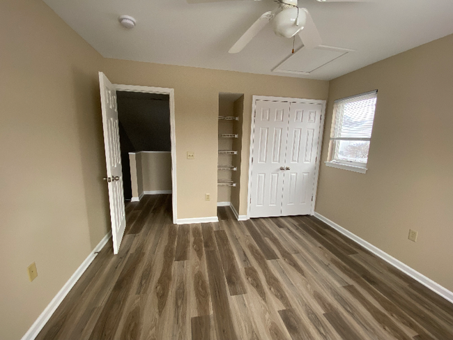 Building Photo - 1500 Timber Creek Dr