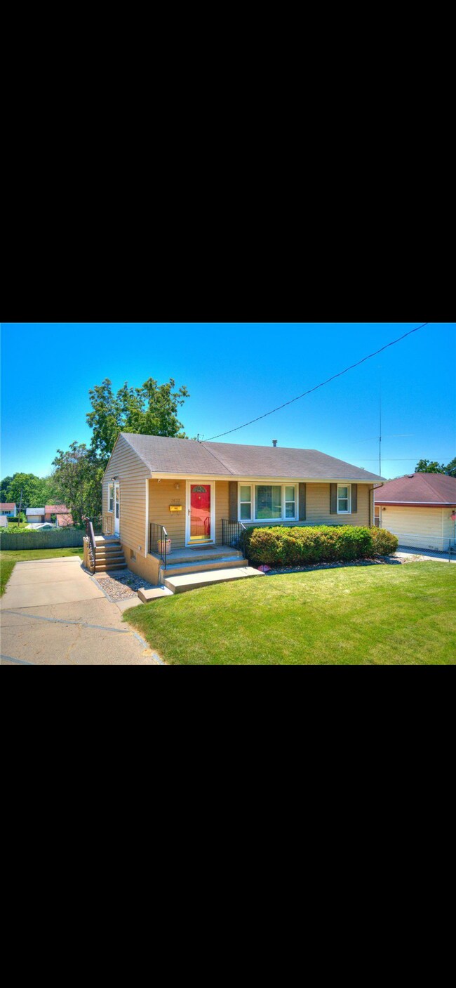 Foto del edificio - 2637 Grandview Ave