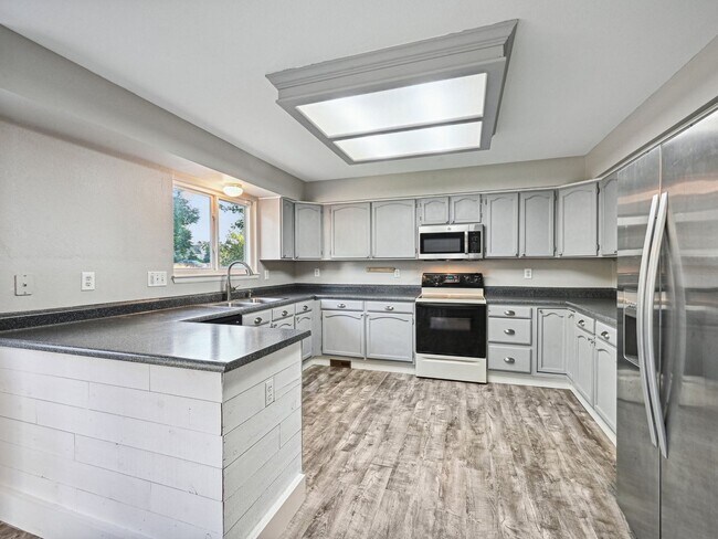 Foto del edificio - 10015 W 81st Cir