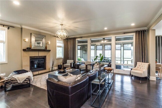 Building Photo - 4795 Windsor Cir