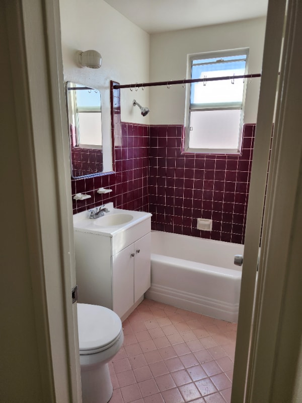 Foto del edificio - 1347 N Alta Vista Blvd