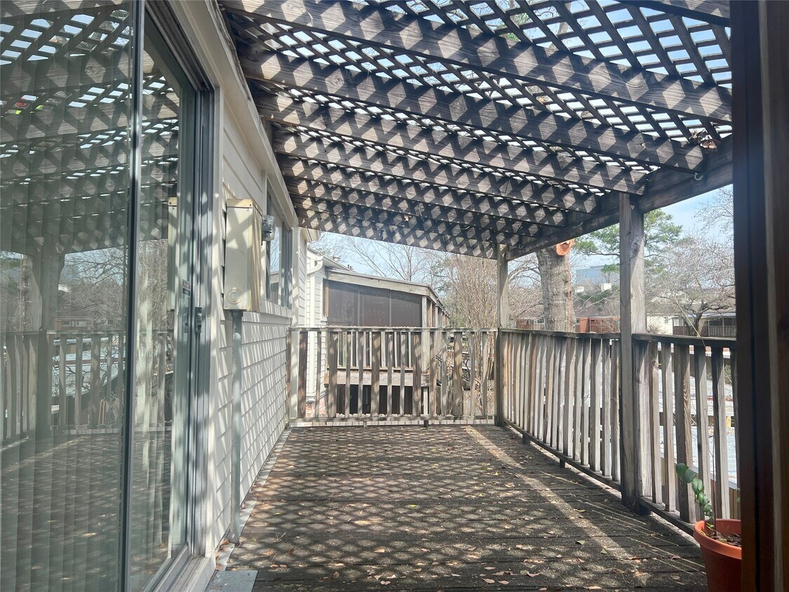 Foto del edificio - 13004 Trail Hollow Dr