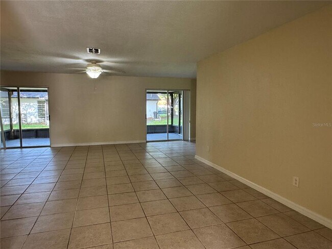 Building Photo - 10208 Grier Ln