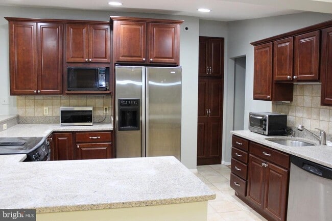 Building Photo - 4029 Honey Ln