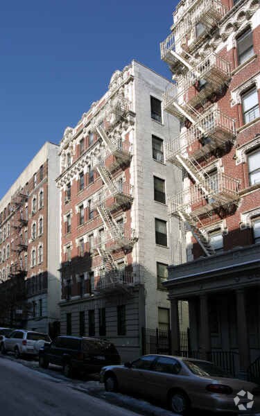 Building Photo - Morningside 109