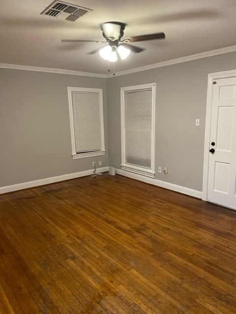 Building Photo - 320 Oleander Ave
