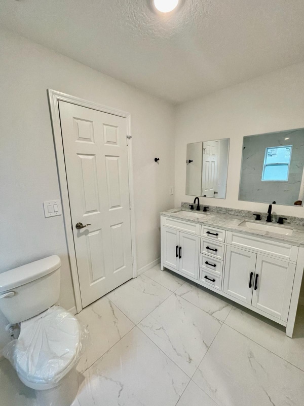 Foto del edificio - 405 St Johns Ln