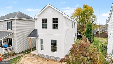 Building Photo - 314 N Stokes St