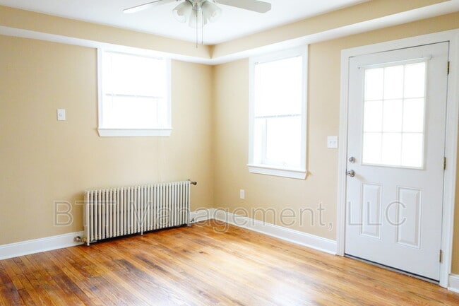 Foto del edificio - 8206 Greenwood Ave