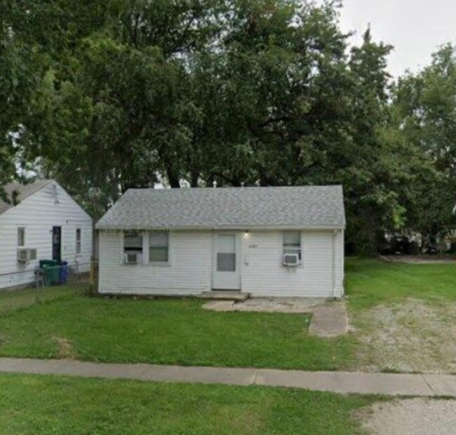 Building Photo - 1035 Elmhurst Ave