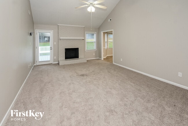 Foto del edificio - 10629 N Canyon Rd