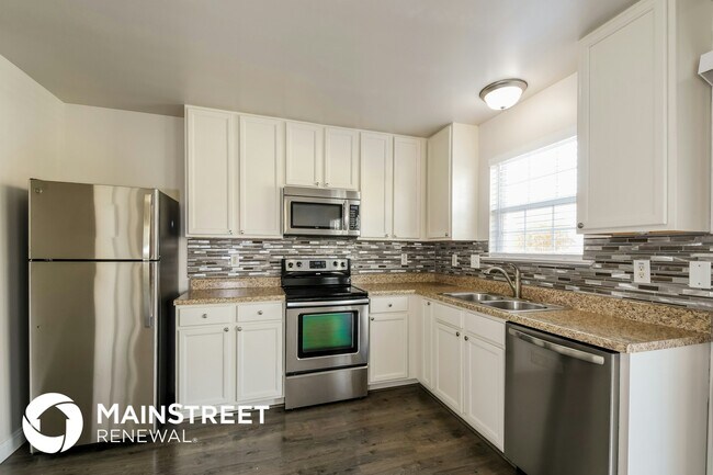 Foto del edificio - 3105 Timberlodge Landing