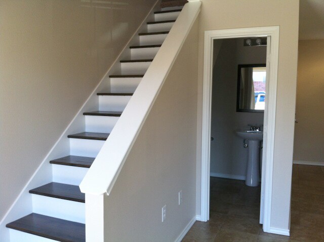 Foto del edificio - AVAILABLE! 1 Bedroom 1.5 Bath Townhome for Rent in Lindale