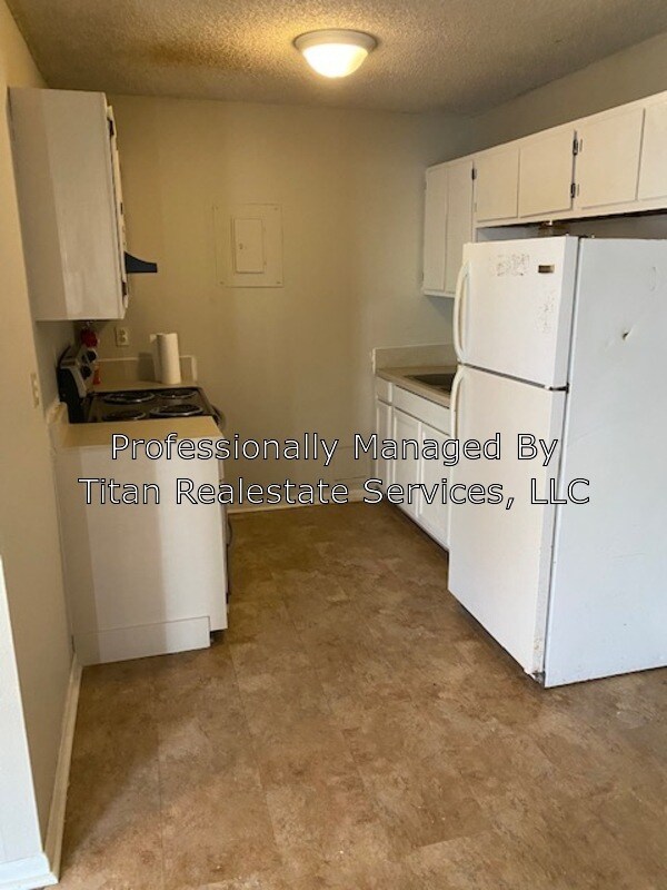 Building Photo - 310 Vieux Orleans Cir