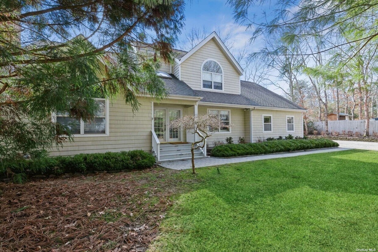 24 Mulford Ave, East Hampton, NY 11937 House for Rent in East Hampton