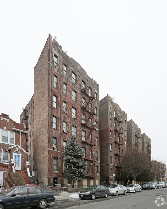 Foto del edificio - 621 Lefferts Ave