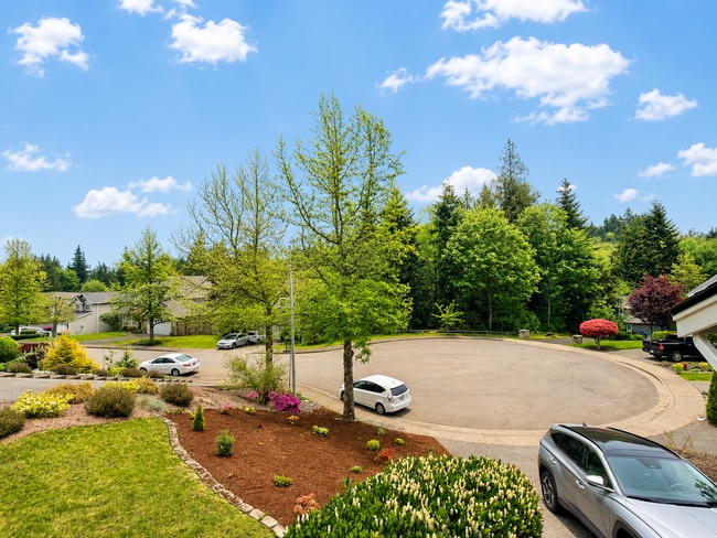 Building Photo - Rare First-Time Rental | Spacious 5BR + Office Cul-de-Sac Home Backing to Nature