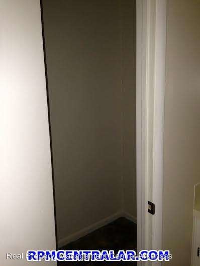 Building Photo - 3 br, 2 bath House - 4 Cinnamon Dr