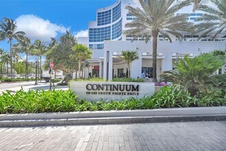 Building Photo - 100 South Pointe Dr