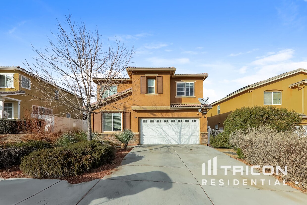 Foto principal - 15642 Deep Canyon Ln