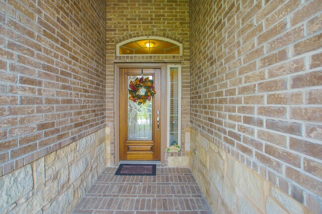 Building Photo - 111 Pheasant Run Dr