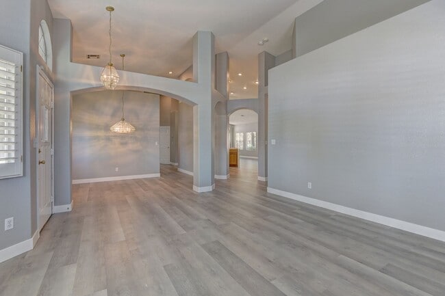Building Photo - 3-Bedroom Home in Prime Las Vegas Location
