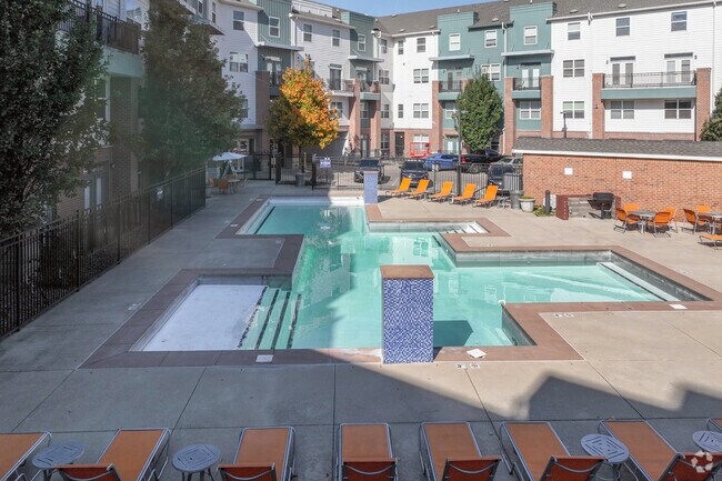 Piscina - Ralston Apartments