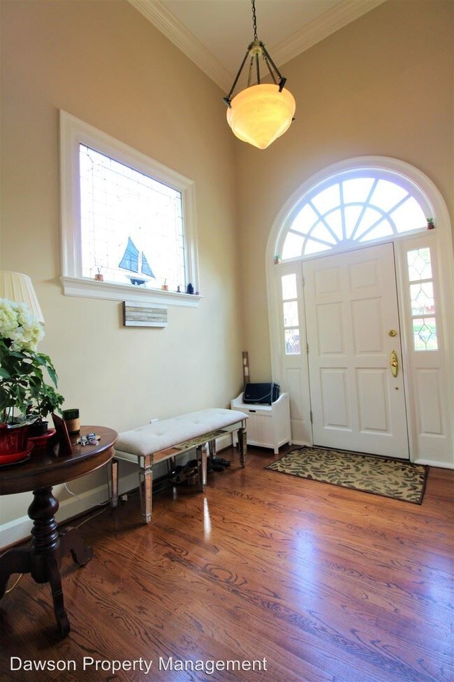 Foto del edificio - 1232 Dilworth Crescent Row
