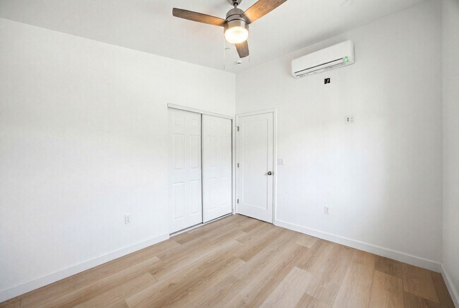 Foto del edificio - 9092 Los Coches Rd