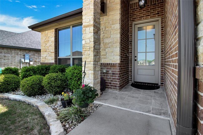 Foto del edificio - 7307 Diamond Dove Dr